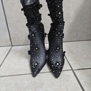 Chic Black Embellished Women's Heeled Boots